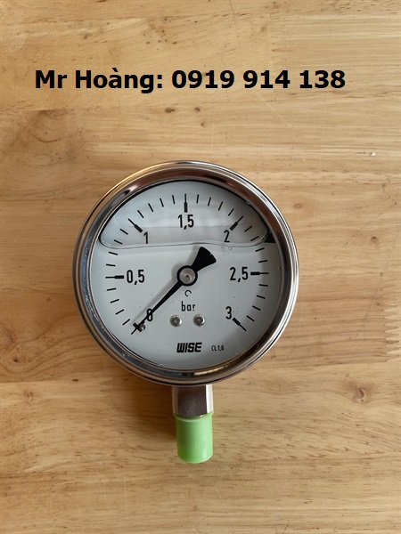 Đồng hồ áp suất có dầu